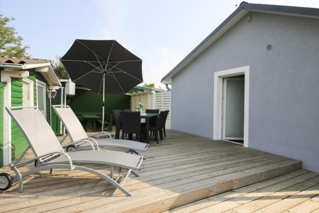 Ferienhaus Duenenhaus Haffkrug Exterior photo